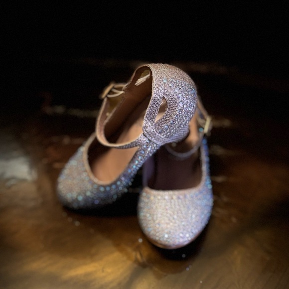 Cinderella Shoes Link Size 9 - Picture 2 of 10